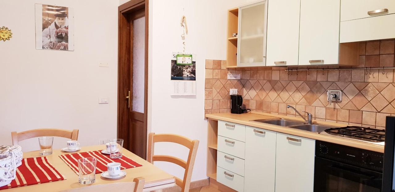 Pareja Apartments Orosei Exteriér fotografie